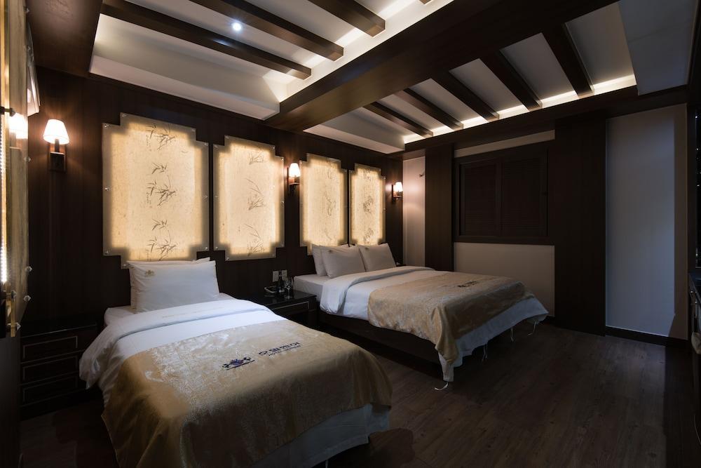 Comfort Inn Yeouido Сеул Экстерьер фото