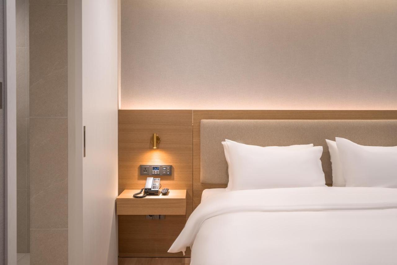 Comfort Inn Yeouido Сеул Экстерьер фото