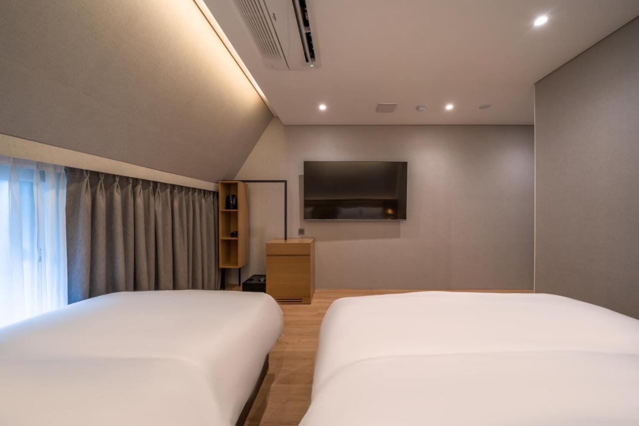 Comfort Inn Yeouido Сеул Экстерьер фото