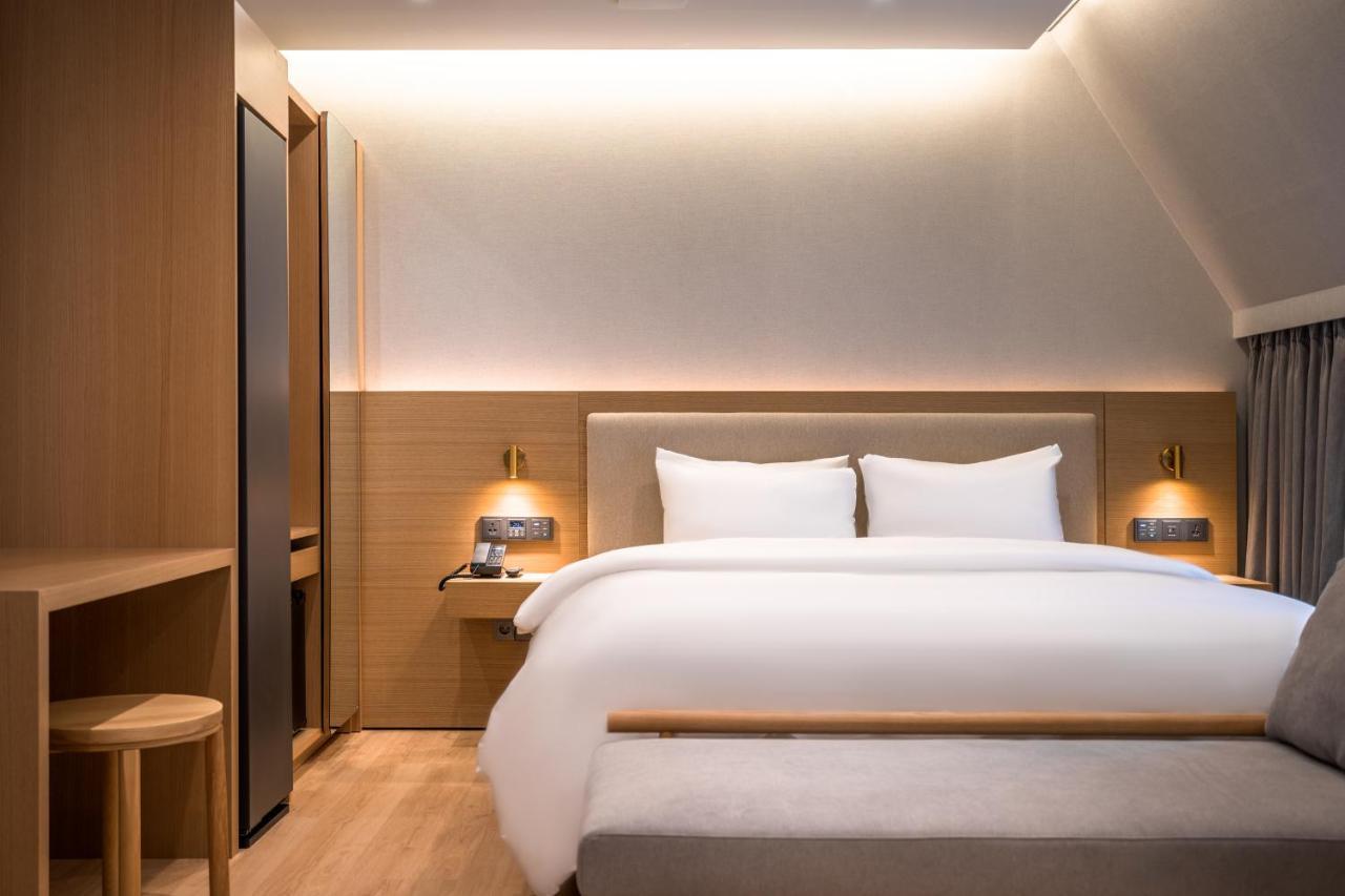 Comfort Inn Yeouido Сеул Экстерьер фото