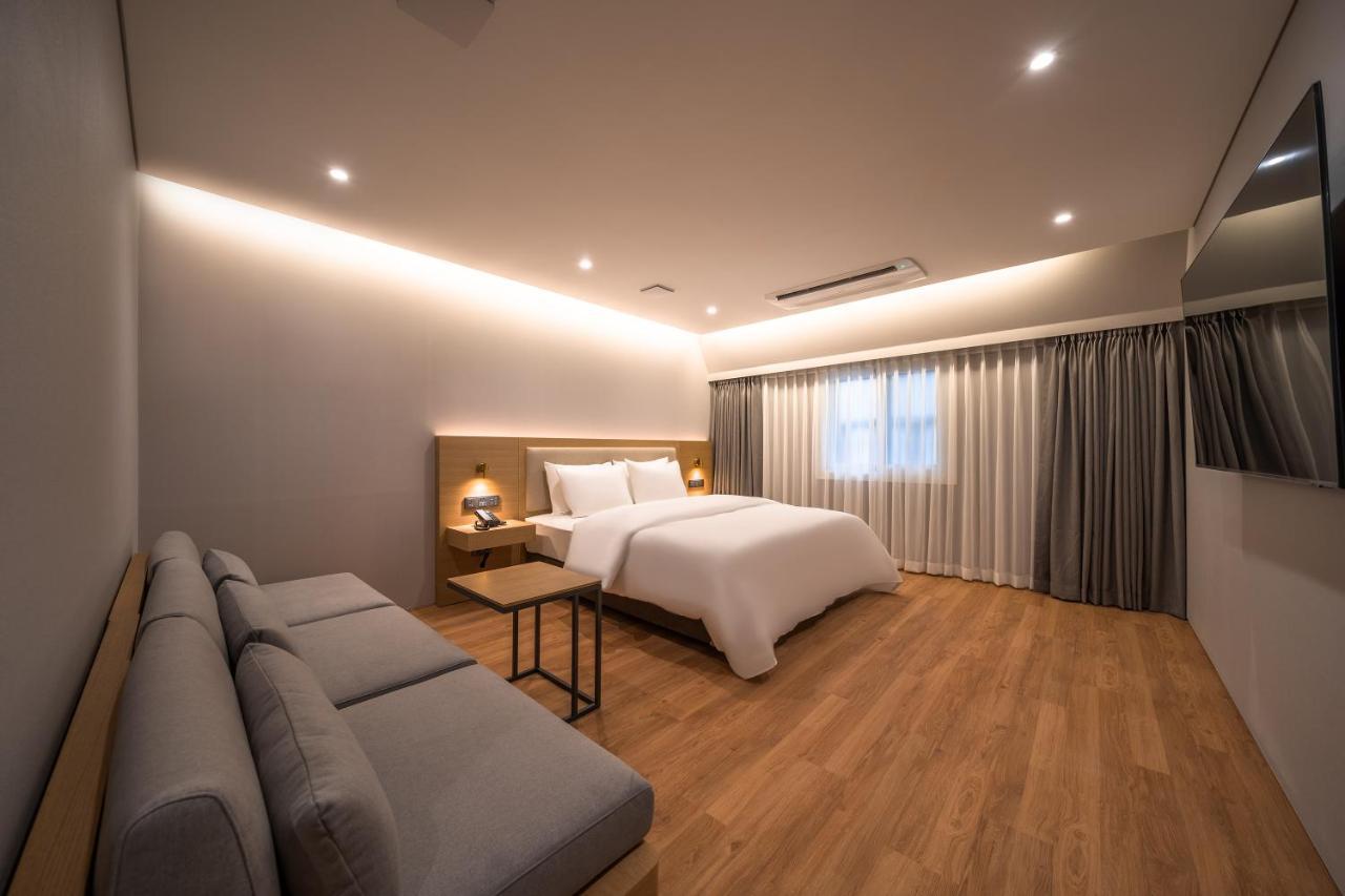 Comfort Inn Yeouido Сеул Экстерьер фото