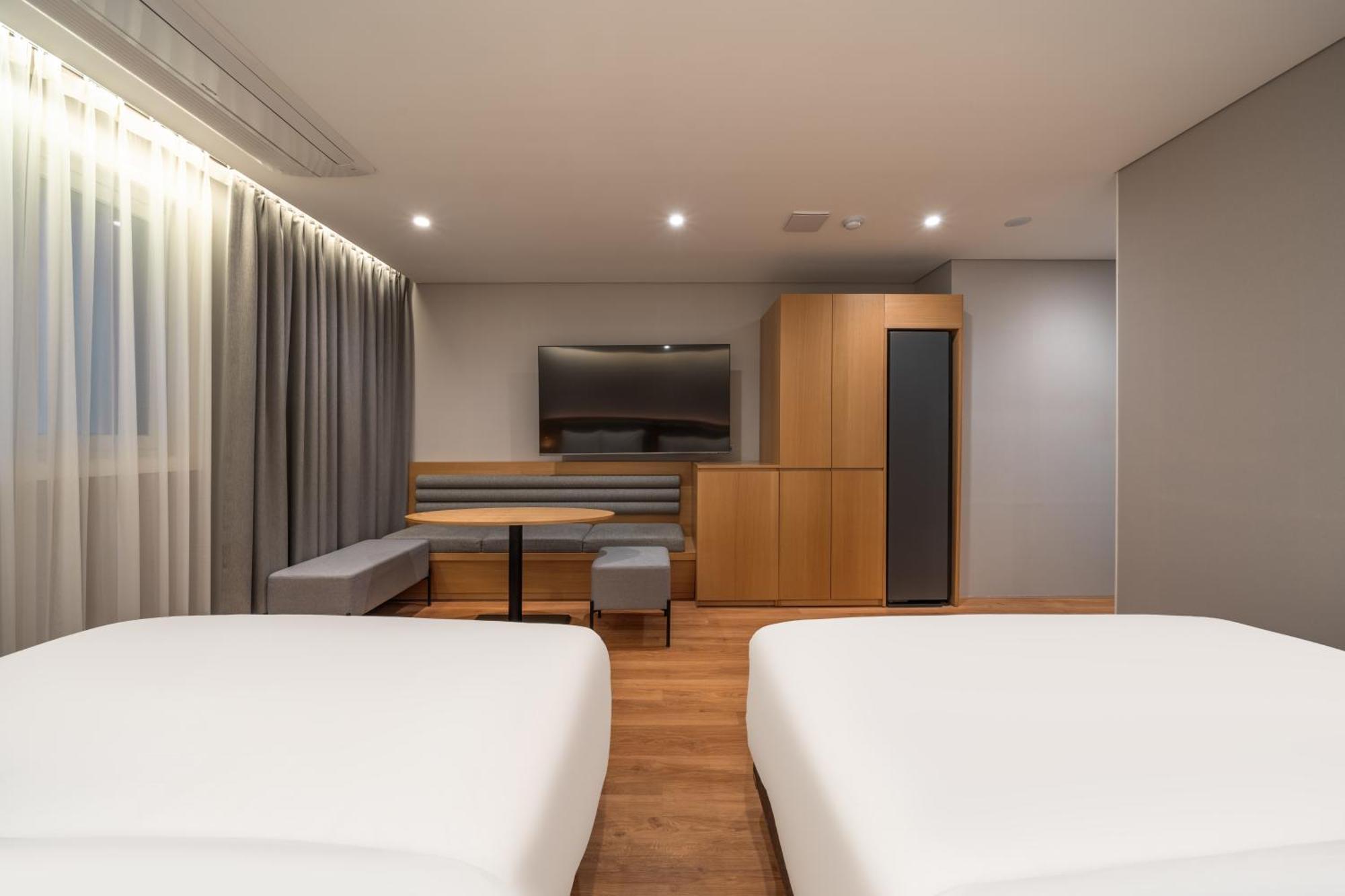 Comfort Inn Yeouido Сеул Экстерьер фото